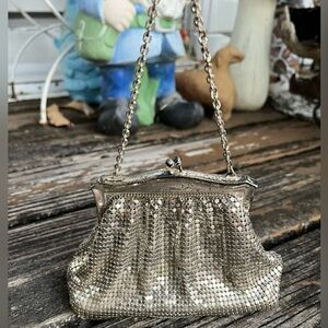 Whiting & Davis Metal Mesh Purse Silver Bag Disco Small Clutch Vintage 50s 60s